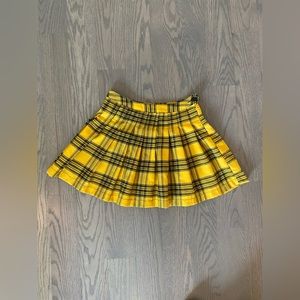 Yellow plaid pleated skirt